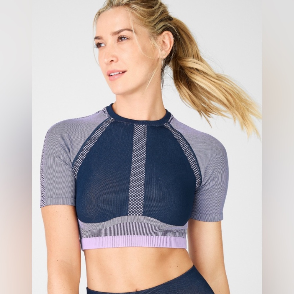 Fabletics Jesse seamless crop on sz S in lilac